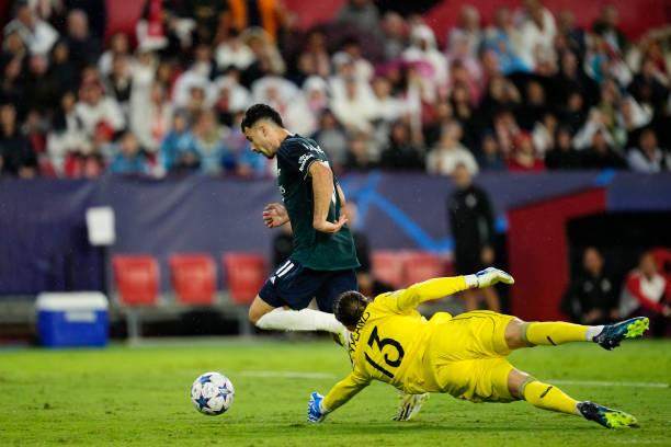 PC蛋蛋-年轻枪手学会“逆风”赢球，魔鬼客场抢回小组头名