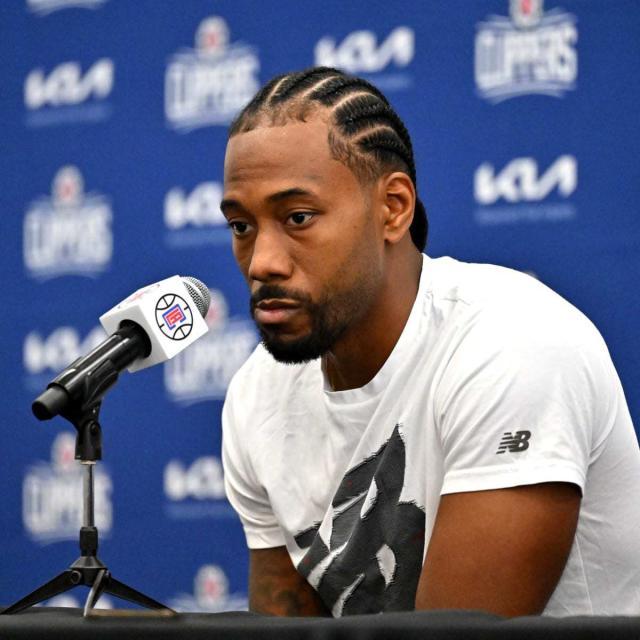 PC28-莱昂纳德首次参与5v5对抗 复出时间仍是未知数